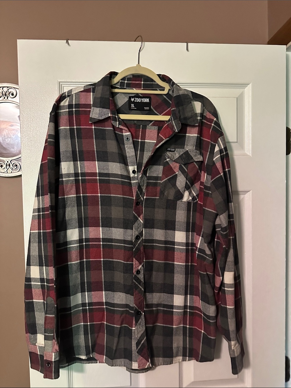 Zoo York Men’s Red & Black Plaid Button-Up Shirt